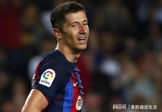 莱万:对皇马不会强行出场 复出时间还无法确定 莱万:对皇马不会强行出场 复出时间还无法确定